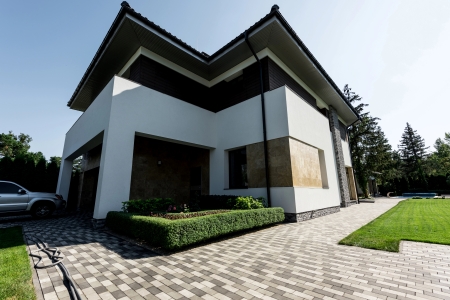 Budgeting for a Custom Home in Los Angeles: Realistic Costs and Smart Savings Thumbnail