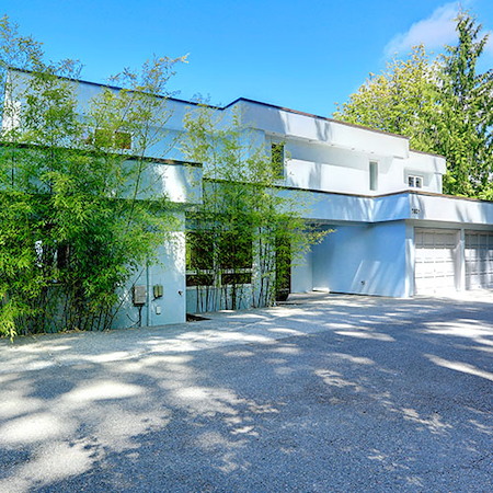 What Makes a Custom Home Different From a Production Home?